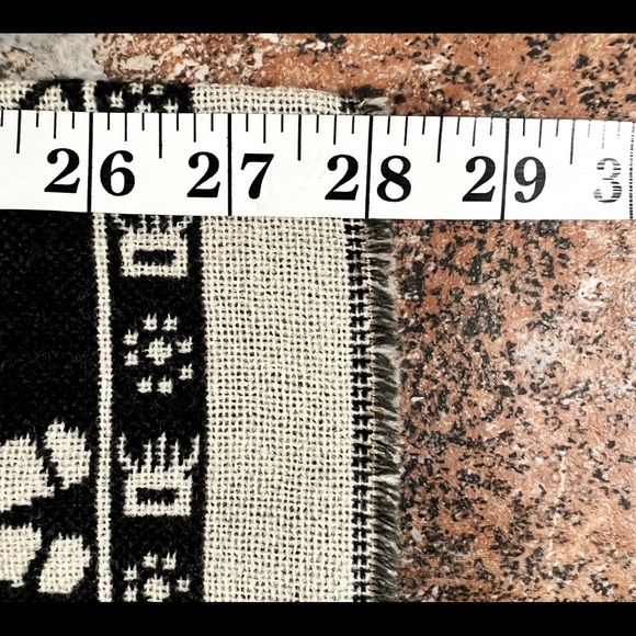 ELEPHANT Scarf Womens Black & Ivory Heavyweight Hindu Boho Infinity Neck Warmer - Picture 8 of 8